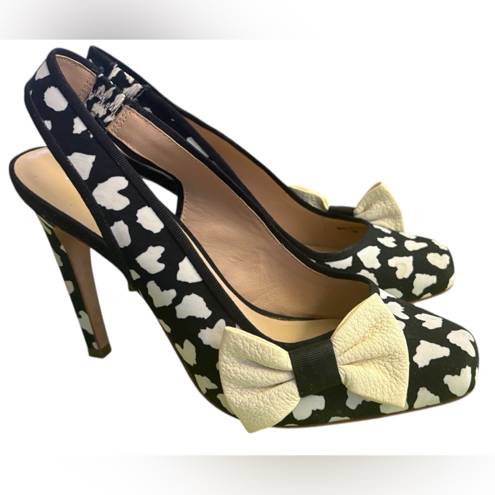 abs by allen schwartz high heel pumps